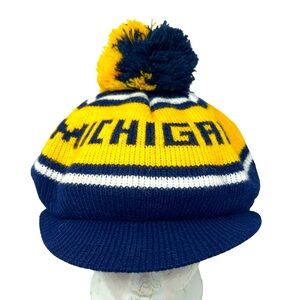 UNIVERSITY OF MICHIGAN vintage winter hat
